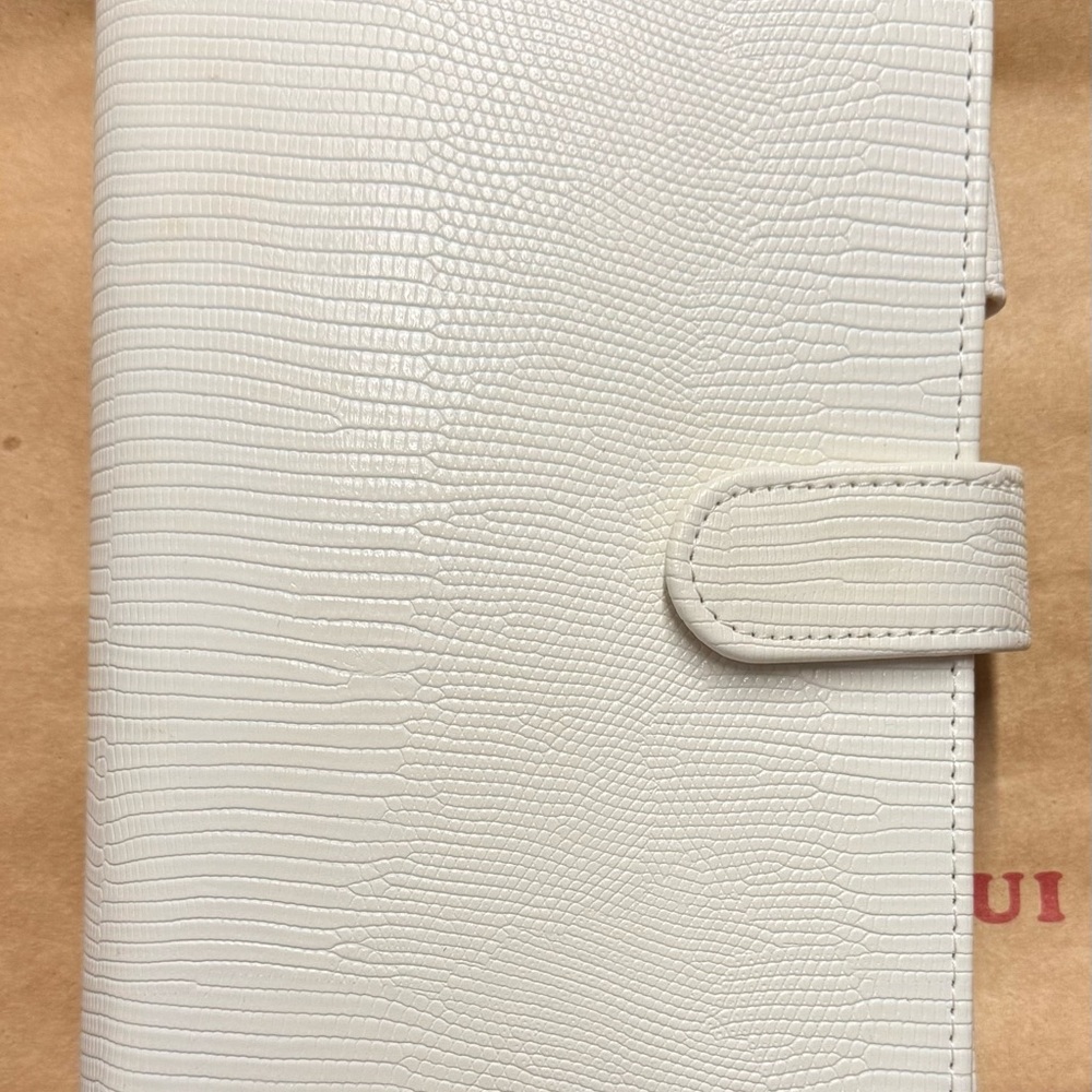 Elegant White Textured A6 Cash Envelope Binder